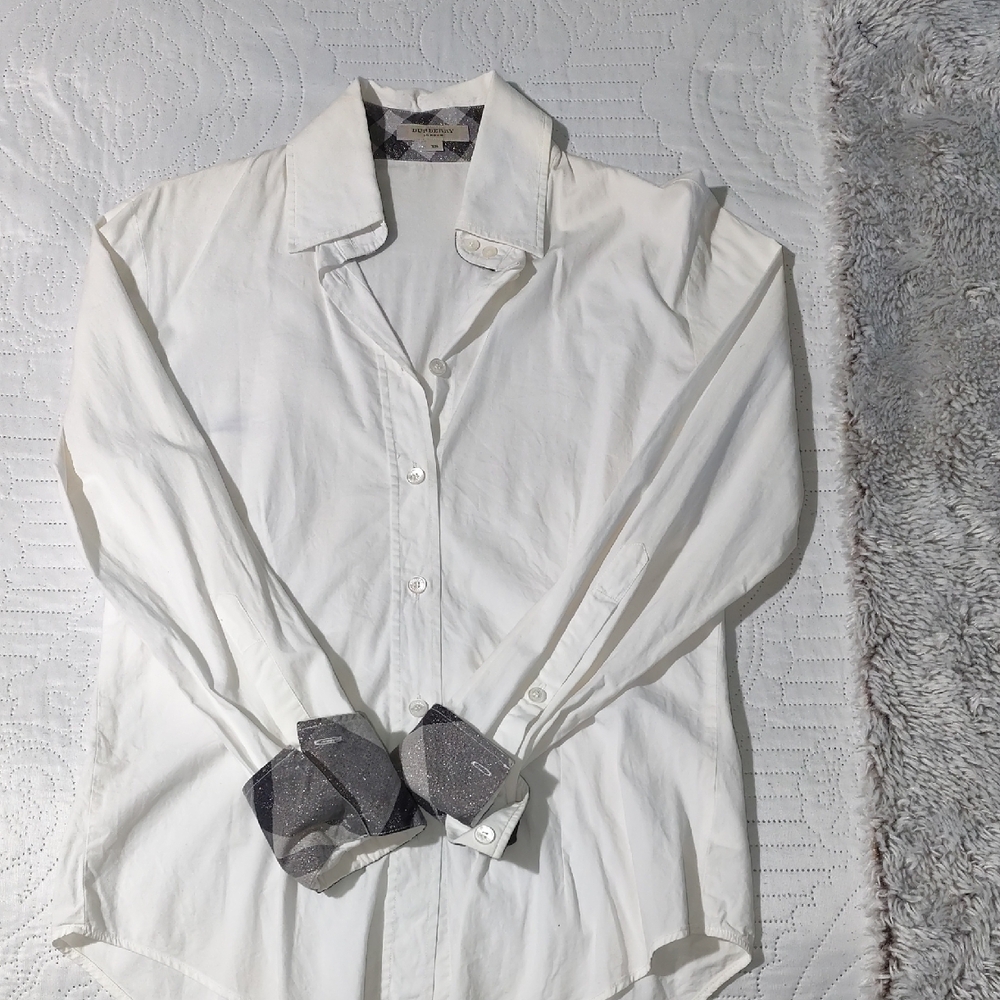Classic White Button-Up Shirt with Contrast Cuffs BURBERRY